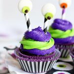 Cute silly monster cupcakes for Halloween! Pizzazzerie.com