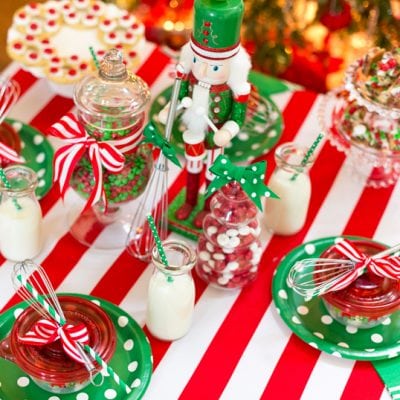 Host a holiday baking party! Tips from Pizzazzerie.com
