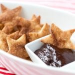 Cinnamon Sugar Stars with Chocolate Dipping Sauce, perfect for the Oscars + Award Season! Pizzazzerie.com