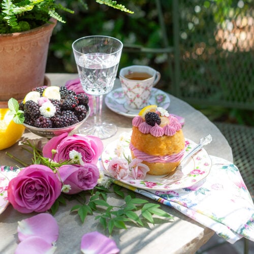 lemon blackberry mini cakes