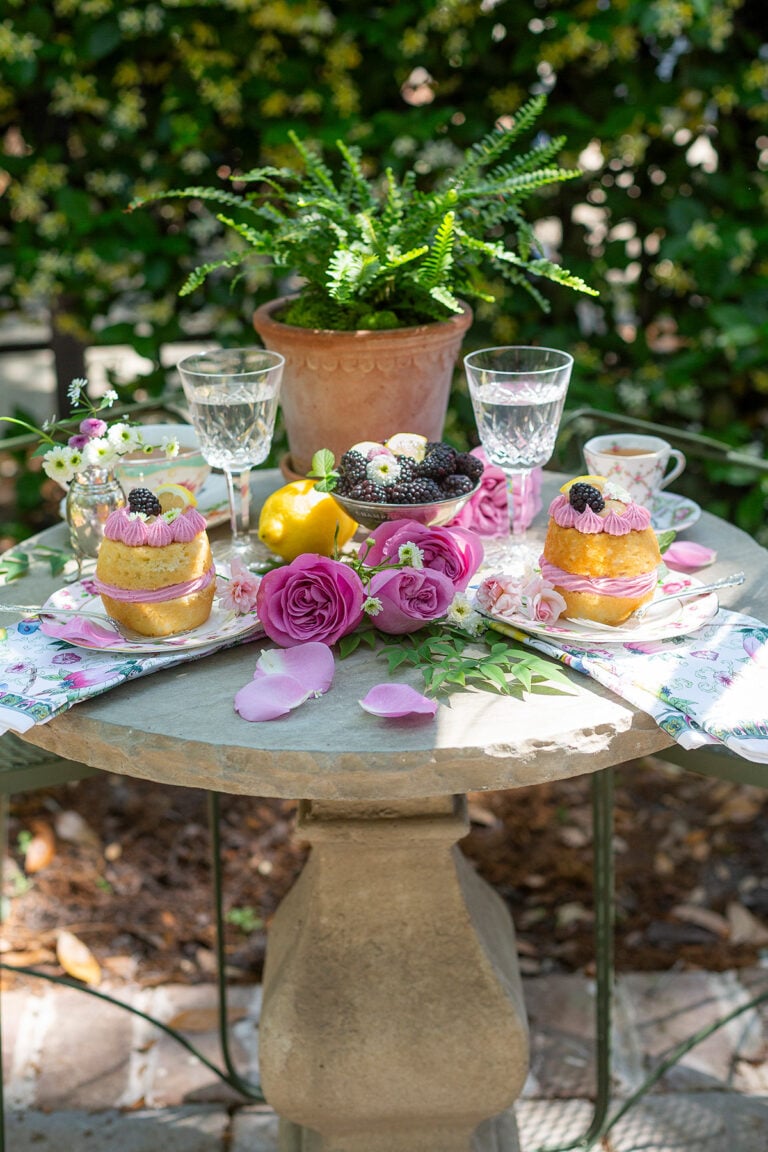 lemon blackberry miniature cakes